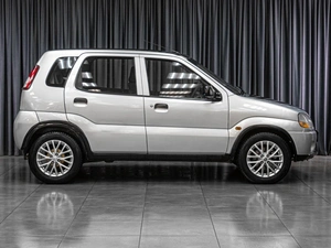 Хетчбэк Suzuki Swift (Japan) 2002 года, 399000 рублей, Тюмень