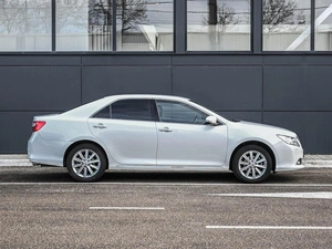 Седан Toyota Camry 2014 года, 1699000 рублей, Кирилловка