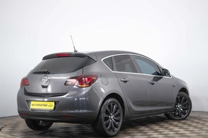 Хетчбэк Opel Astra 2011 года, 709000 рублей, Пермь