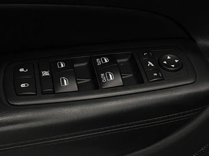 Внедорожник Jeep Grand Cherokee 2011 года, 1785000 рублей, Красноярск