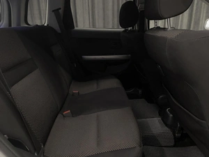 Хетчбэк Toyota Ist 2002 года, 550000 рублей, Красноярск