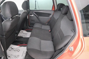 Хетчбэк ВАЗ (LADA) Kalina 2013 года, 399000 рублей, Красноярск