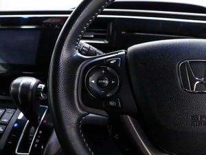 Минивэн Honda Stepwgn Spada 2016 года, 1699000 рублей, Красноярск