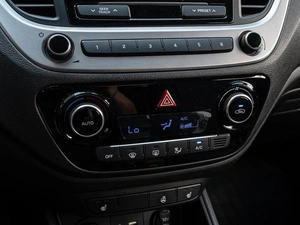 Седан Hyundai Solaris 2018 года, 1690000 рублей, Краснодар