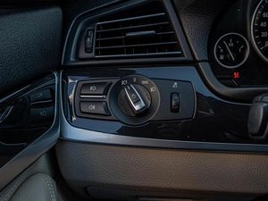 Седан BMW 5 серия 2013 года, 1448000 рублей, Краснодар