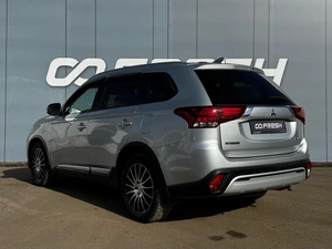 Внедорожник Mitsubishi Outlander 2019 года, 1939000 рублей, Ижевск