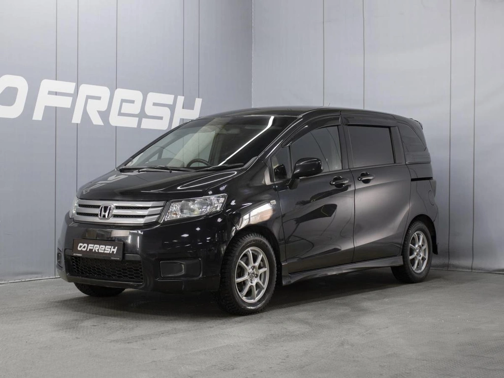 Минивэн Honda Freed 2011 года, 1010000 рублей, Омск