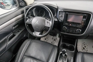 Внедорожник Mitsubishi Outlander 2015 года, 1749000 рублей, Красноярск