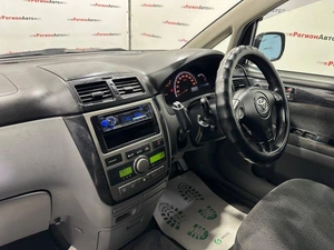 Минивэн Toyota Ipsum 2001 года, 749000 рублей, Красноярск