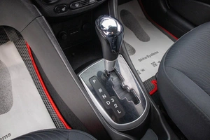 Седан Hyundai Solaris 2014 года, 1189000 рублей, Барнаул