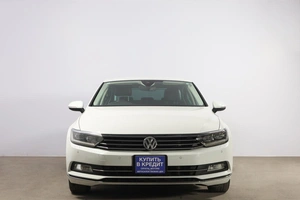 Седан Volkswagen Passat 2016 года, 1899000 рублей, Новосибирск