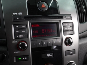 Седан Kia Cerato 2011 года, 799000 рублей, Воронеж