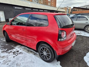 Хетчбэк Volkswagen Polo 2008 года, 525000 рублей, Красноярск