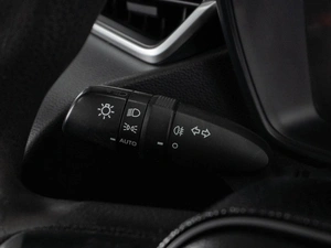 Седан Toyota Corolla 2019 года, 1549771 рублей, Тюмень