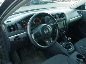 Седан Volkswagen Jetta 2013 года, 990000 рублей, Владимир