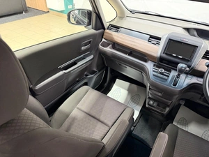 Минивэн Honda Freed 2020 года, 1529000 рублей, Красноярск