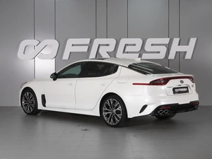 Лифтбек Kia Stinger 2018 года, 2449000 рублей, Минеральные Воды