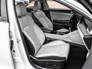 Седан Kia K5 2022 года, 3384000 рублей, Кирилловка