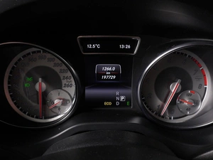 Седан Mercedes-benz CLA-класс 2013 года, 1699000 рублей, Минеральные Воды