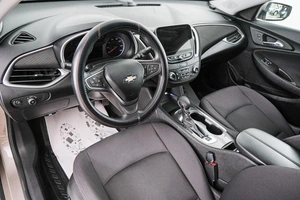 Седан Chevrolet Malibu 2022 года, 1849000 рублей, Красноярск