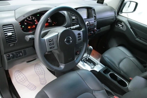 Пикап Nissan Navara 2013 года, 2098000 рублей, Солонцы