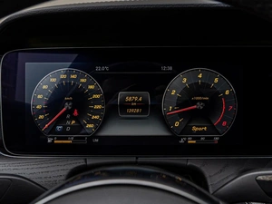 Седан Mercedes-benz E-класс 2018 года, 2985000 рублей, Краснодар