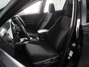 Внедорожник Toyota RAV4 2017 года, 1699000 рублей, Воронеж