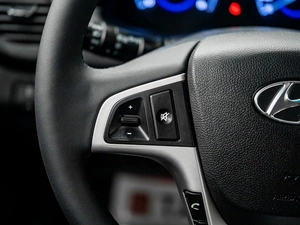 Седан Hyundai Solaris 2013 года, 1000000 рублей, Красноярск