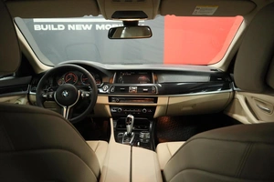 Седан BMW 520i 2013 года, 1850000 рублей, Курск