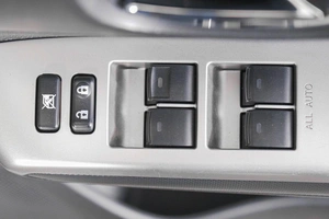 Минивэн Toyota Wish 2010 года, 1299000 рублей, Кемерово