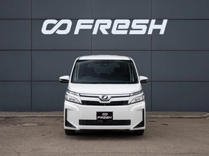 Минивэн Toyota Voxy 2019 года, 2350000 рублей, Краснодар