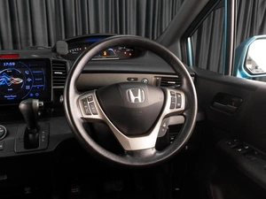 Минивэн Honda Freed 2012 года, 1099000 рублей, Тюмень