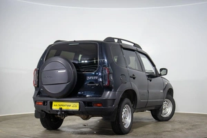 Внедорожник Chevrolet Niva 2018 года, 729000 рублей, Оренбург