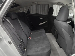 Лифтбек Toyota Prius 2012 года, 1150000 рублей, Красноярск