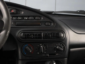 Внедорожник Chevrolet Niva 2015 года, 598000 рублей, Омск