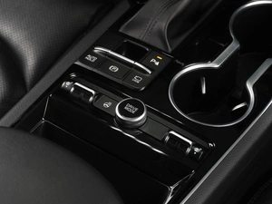 Седан Kia K5 2021 года, 2999000 рублей, Тюмень