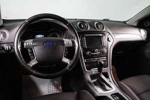 Седан Ford Mondeo 2012 года, 989000 рублей, Сургут