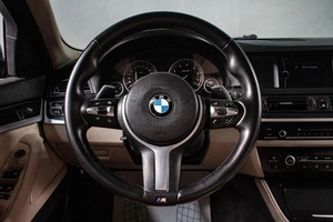 Седан BMW 5 серия 2011 года, 1799000 рублей, Сургут