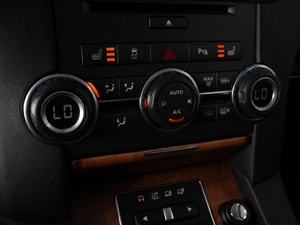 Внедорожник Land Rover Discovery 2015 года, 2280000 рублей, Минеральные Воды