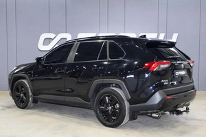 Внедорожник Toyota RAV4 2021 года, 3649000 рублей, Ульяновск