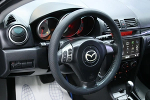 Хетчбэк Mazda 3 2007 года, 705000 рублей, Солонцы