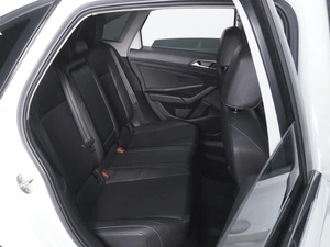 Седан Volkswagen Jetta 2019 года, 1819000 рублей, Ростов-на-Дону