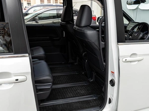 Минивэн Toyota Noah 2024 года, 4120000 рублей, Краснодар