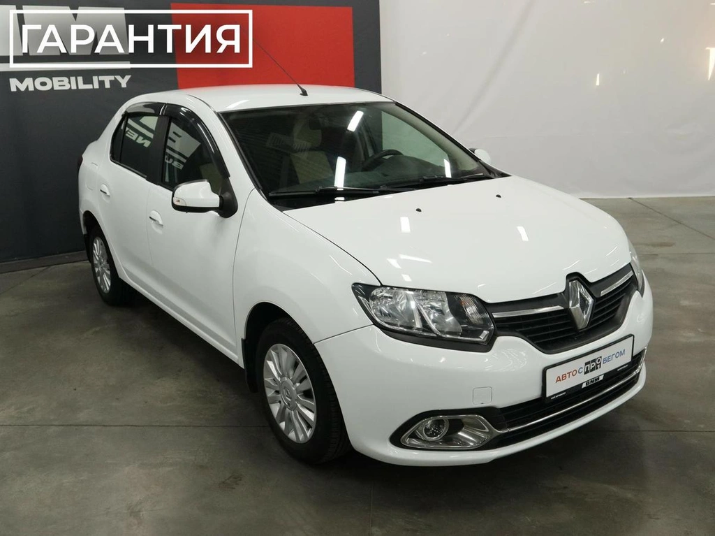 Седан Renault Logan 2017 года, 850000 рублей, Курск