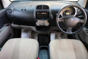 Хетчбэк Toyota Passo 2004 года, 299000 рублей, Омск