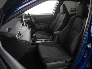 Внедорожник Toyota Corolla Cross 2022 года, 2519000 рублей, Тюмень