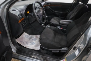 Седан Toyota Avensis 2007 года, 849000 рублей, Новокузнецк