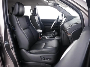 Внедорожник Toyota Land Cruiser Prado 2022 года, 6399088 рублей, Москва