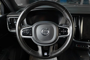Седан Volvo S60 2020 года, 3069000 рублей, Тюмень