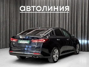 Седан Kia K5 2016 года, 1549000 рублей, Красноярск